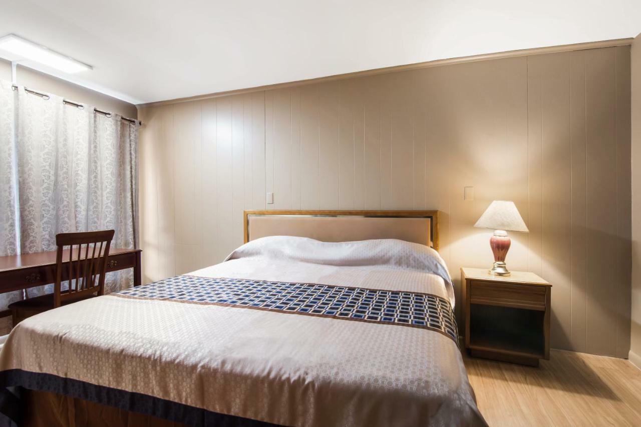 Knights Inn Amsterdam Eksteriør billede